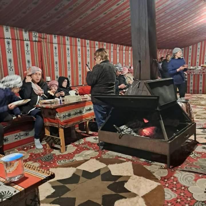 וואדי רם Enad Desert Camp מראה חיצוני תמונה